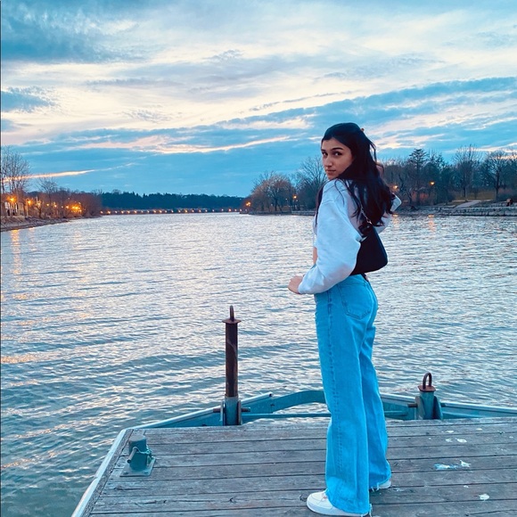 Meet your Posher, Anjali - Picture 1 of 1